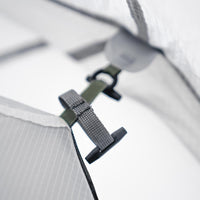 Das Zelt als Einheit/Keine lästigen Einzelteile - besonders bei Wind oder Dunkelheit vorteilhaft.