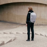 Motion Arc 20L, light grey