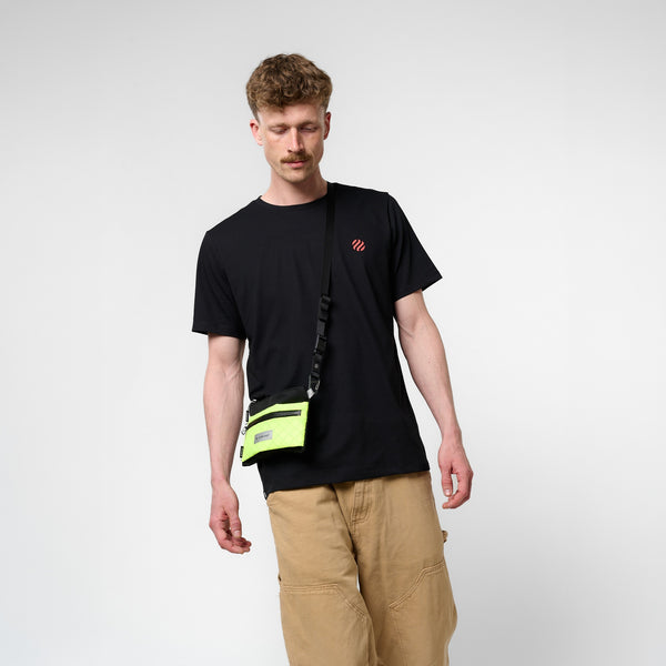 Carry Essential Neck Pouch (A6); Lemon Lime