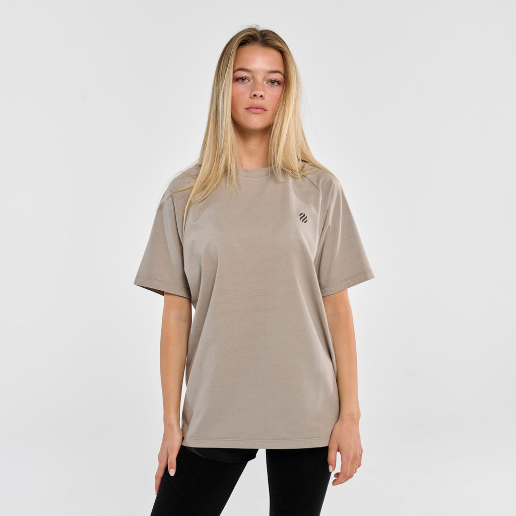 /Nele ist 1,67m (5'5'') und trägt Größe S