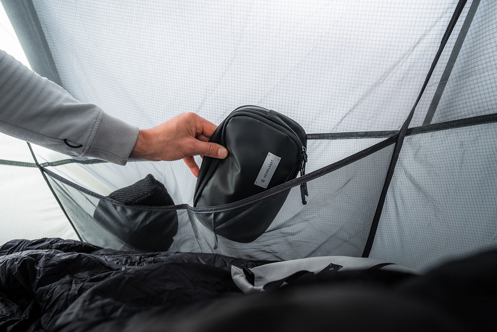 Innenfächer/Durchsichtige Mesh-Taschen im Zeltinneren für gute Organisation und Übersicht.